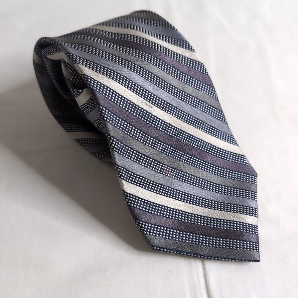 Vintage (2-PACK) Guy Laroche/Alexander Julian COLOURS 100% Silk Ties
